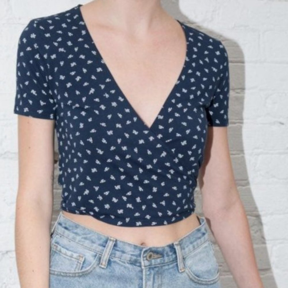 Brandy Melville Floral Navy Tie Shirt Size Small